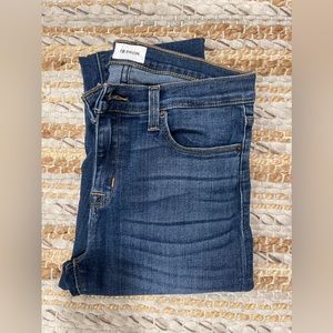 Hudson Natalie Mid-Rise Super Skinny Jeans Size 28